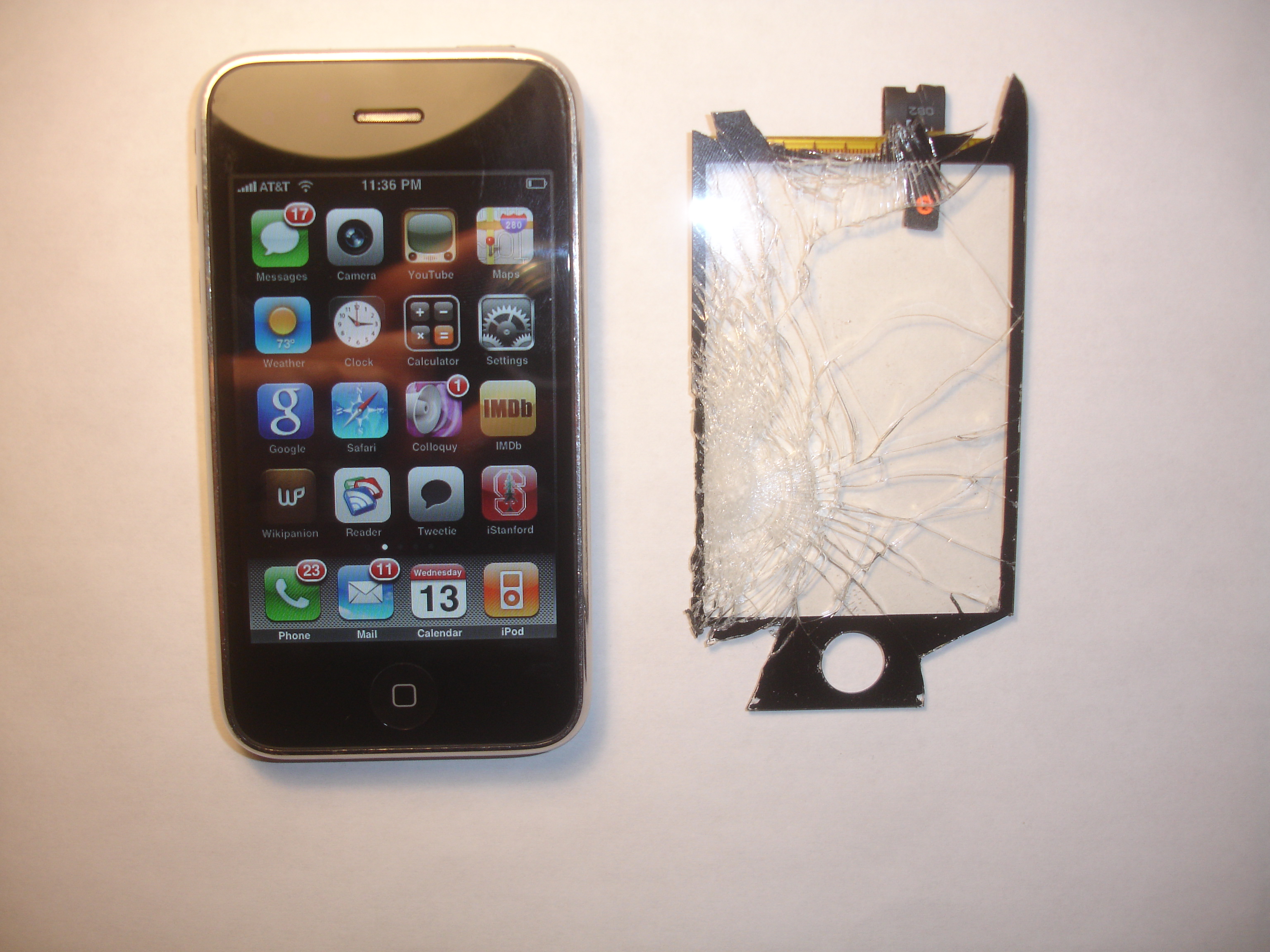 The new iPhone screen! Looks good as new! :-)
